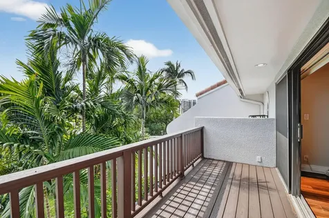 5586 N Ocean Boulevard Ocean Ridge FL 33435
