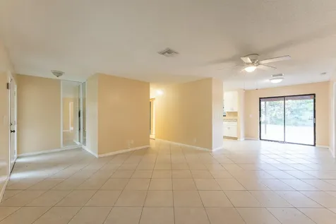 7370 Sunny Hills Terrace Lake Worth FL 33462