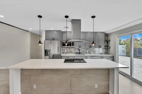 8316 Huntsman Place Boca Raton FL 33433
