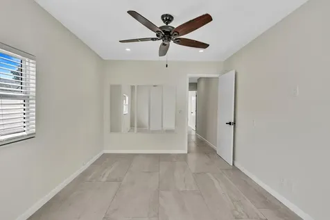 8316 Huntsman Place Boca Raton FL 33433