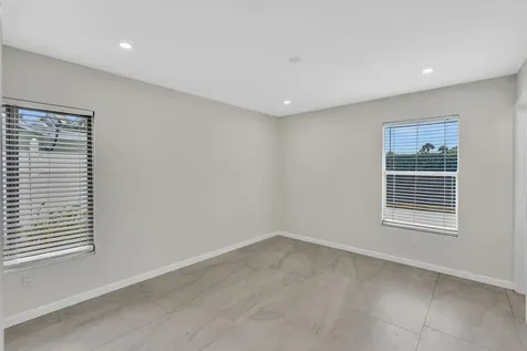 8316 Huntsman Place Boca Raton FL 33433