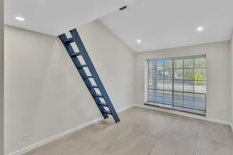 8316 Huntsman Place Boca Raton FL 33433