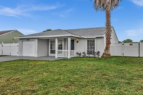 8316 Huntsman Place Boca Raton FL 33433