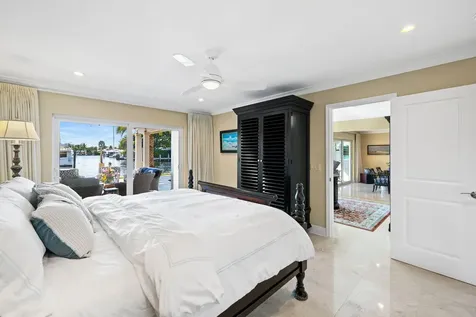 3200 Ne 56th Court Fort Lauderdale FL 33308