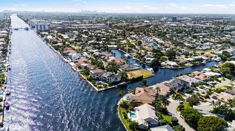 3200 Ne 56th Court Fort Lauderdale FL 33308