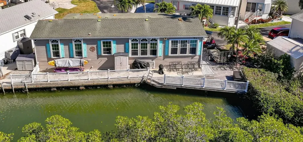 5367 Montego Circle Hutchinson Island FL 34949