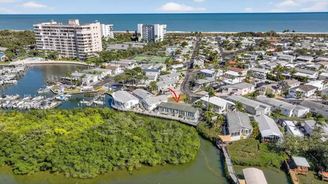 5367 Montego Circle Hutchinson Island FL 34949