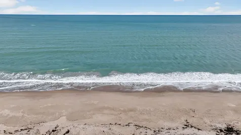 5367 Montego Circle Hutchinson Island FL 34949
