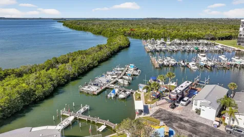 5367 Montego Circle Hutchinson Island FL 34949
