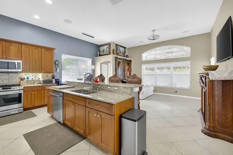 6405 Shadow Creek Village Circle Lake Worth FL 33463