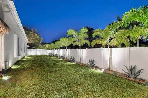 6405 Shadow Creek Village Circle Lake Worth FL 33463