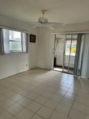 277 Seville L Delray Beach FL 33446