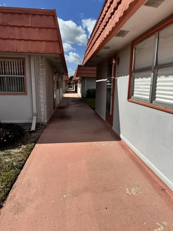 277 Seville L Delray Beach FL 33446