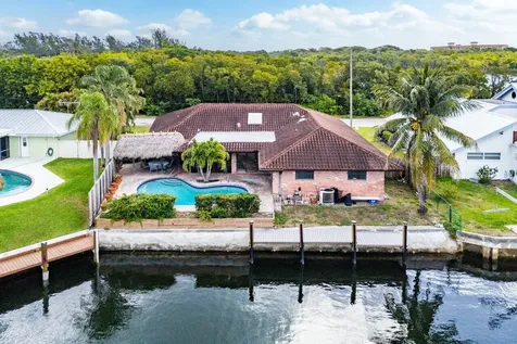 3163 NE 8th Avenue Boca Raton FL 33431