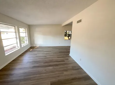 141 Se Calmoso Drive Port Saint Lucie FL 34983