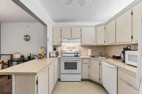 405 Pine Glen Lane Greenacres FL 33463
