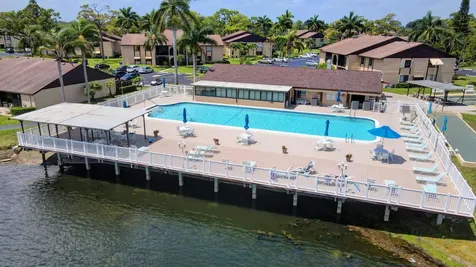 405 Pine Glen Lane Greenacres FL 33463