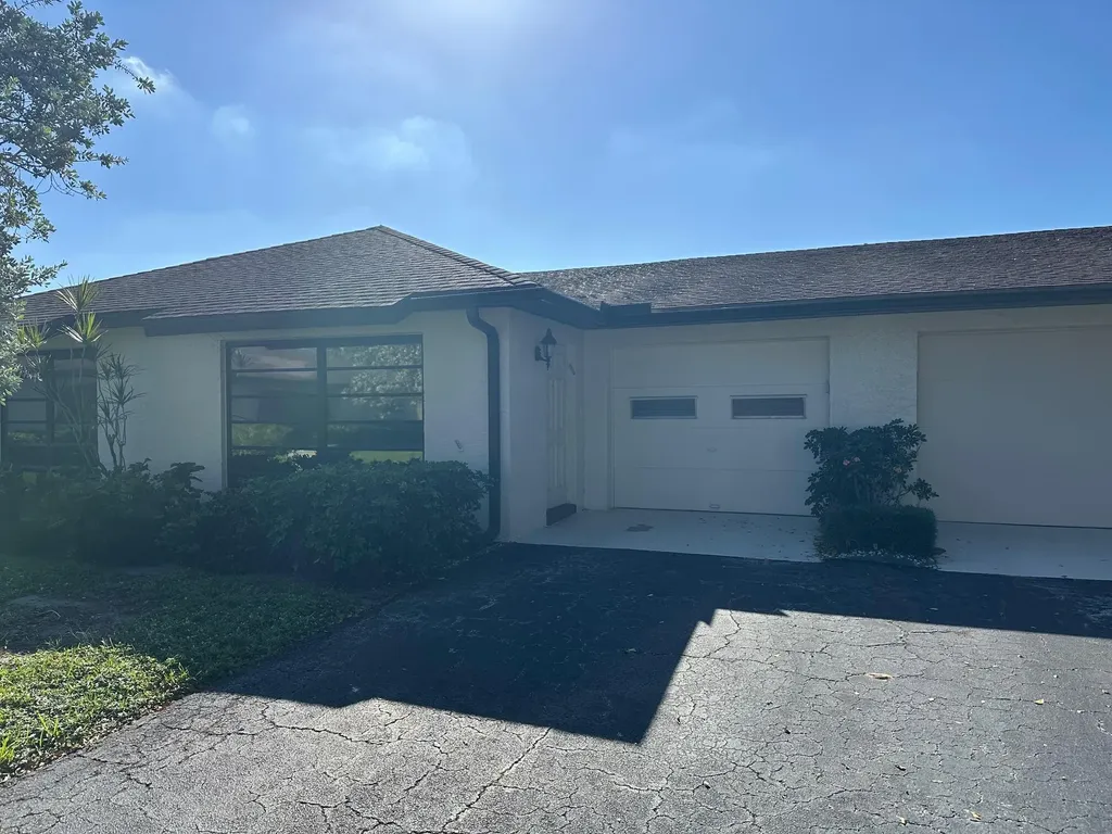 4800 Quailwood Drive Boynton Beach FL 33436