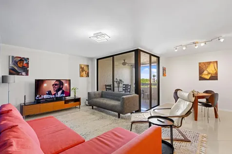825 Egret Circle Delray Beach FL 33444
