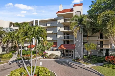 825 Egret Circle Delray Beach FL 33444