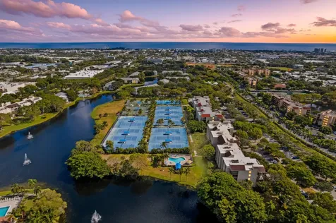 825 Egret Circle Delray Beach FL 33444