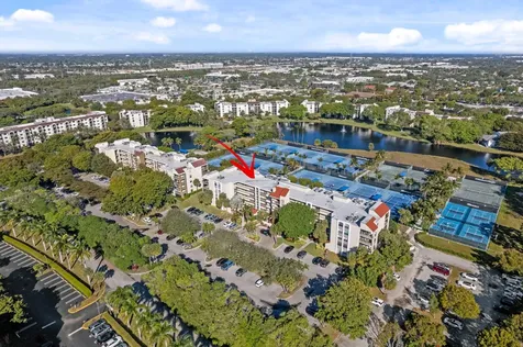 825 Egret Circle Delray Beach FL 33444