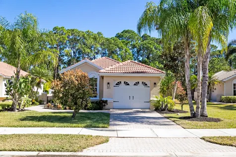 607 Sw Treasure Cove Port Saint Lucie FL 34986