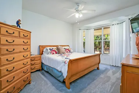 607 Sw Treasure Cove Port Saint Lucie FL 34986