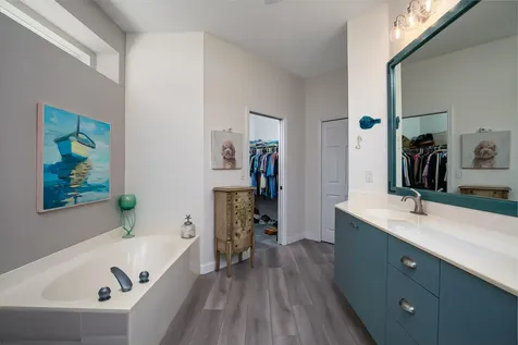 607 Sw Treasure Cove Port Saint Lucie FL 34986