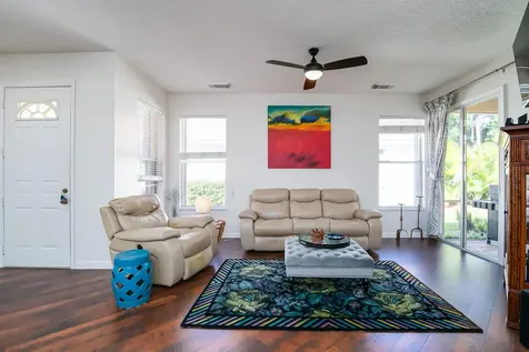 607 Sw Treasure Cove Port Saint Lucie FL 34986