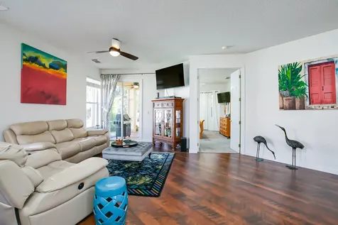 607 Sw Treasure Cove Port Saint Lucie FL 34986