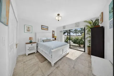 3206 S Lakeview Circle Fort Pierce FL 34949