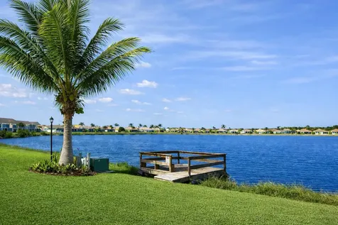 3206 S Lakeview Circle Fort Pierce FL 34949