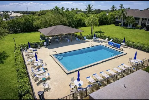 3206 S Lakeview Circle Fort Pierce FL 34949