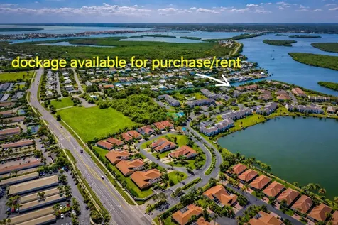 3206 S Lakeview Circle Fort Pierce FL 34949