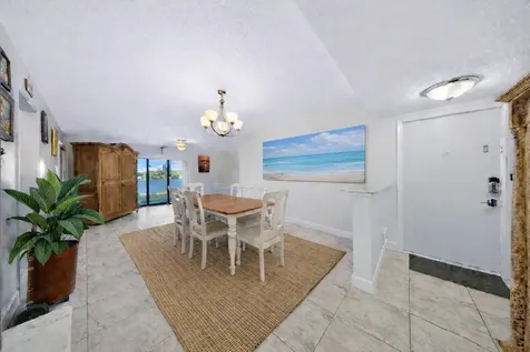 3206 S Lakeview Circle Fort Pierce FL 34949
