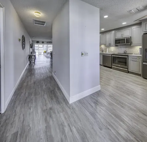 1720 Nw 20th Avenue Delray Beach FL 33445
