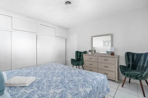 262 SE 9th Avenue Deerfield Beach FL 33441