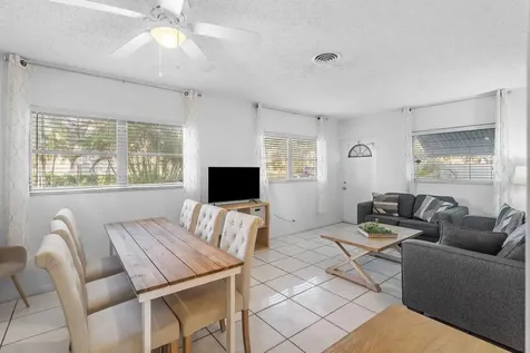 262 SE 9th Avenue Deerfield Beach FL 33441