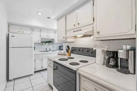 262 SE 9th Avenue Deerfield Beach FL 33441
