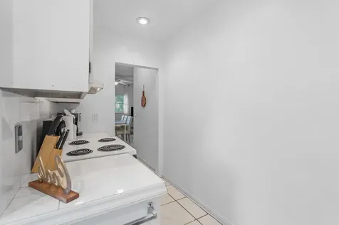 262 SE 9th Avenue Deerfield Beach FL 33441