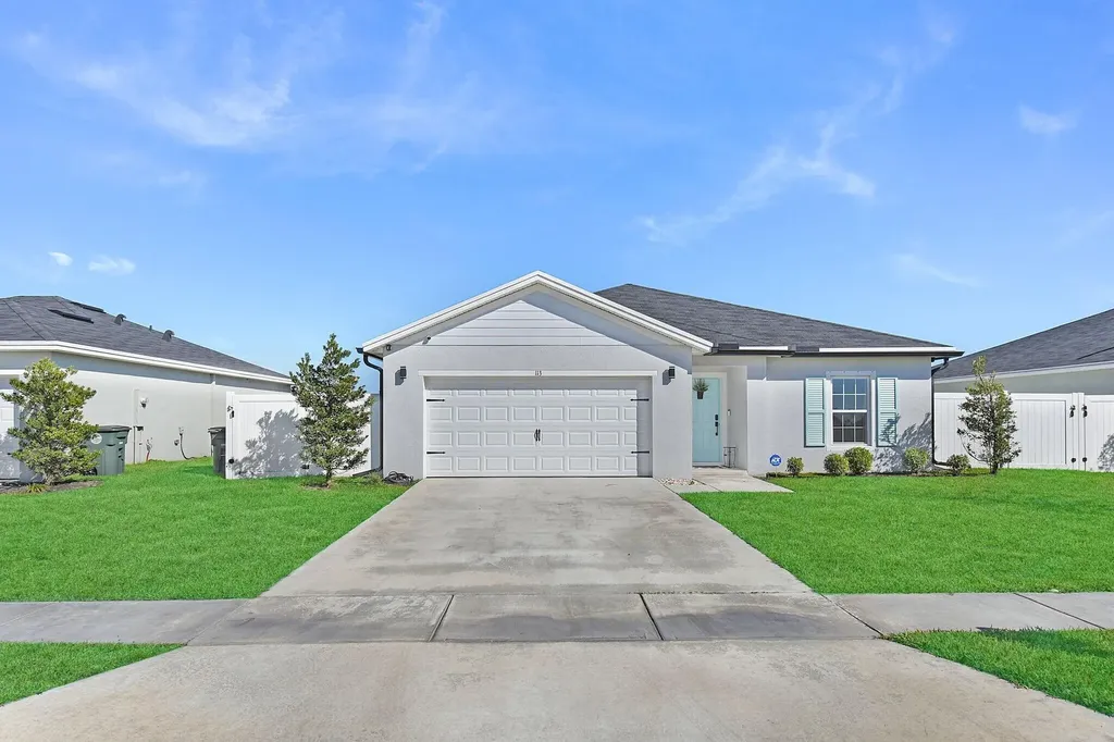 113 Dabou Loop Belle Glade FL 33430