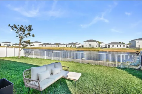 113 Dabou Loop Belle Glade FL 33430