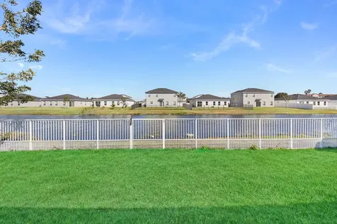 113 Dabou Loop Belle Glade FL 33430