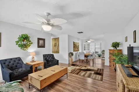 105 Sw 9th Street Boynton Beach FL 33426