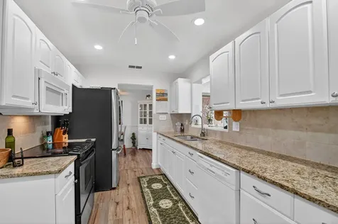 105 Sw 9th Street Boynton Beach FL 33426