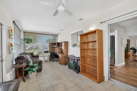 105 Sw 9th Street Boynton Beach FL 33426