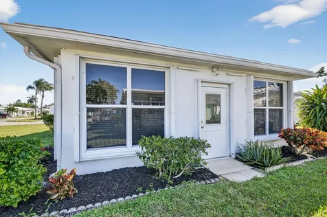 105 Sw 9th Street Boynton Beach FL 33426