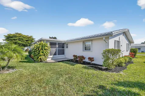 105 Sw 9th Street Boynton Beach FL 33426