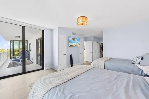 2917 S Ocean Boulevard Highland Beach FL 33487